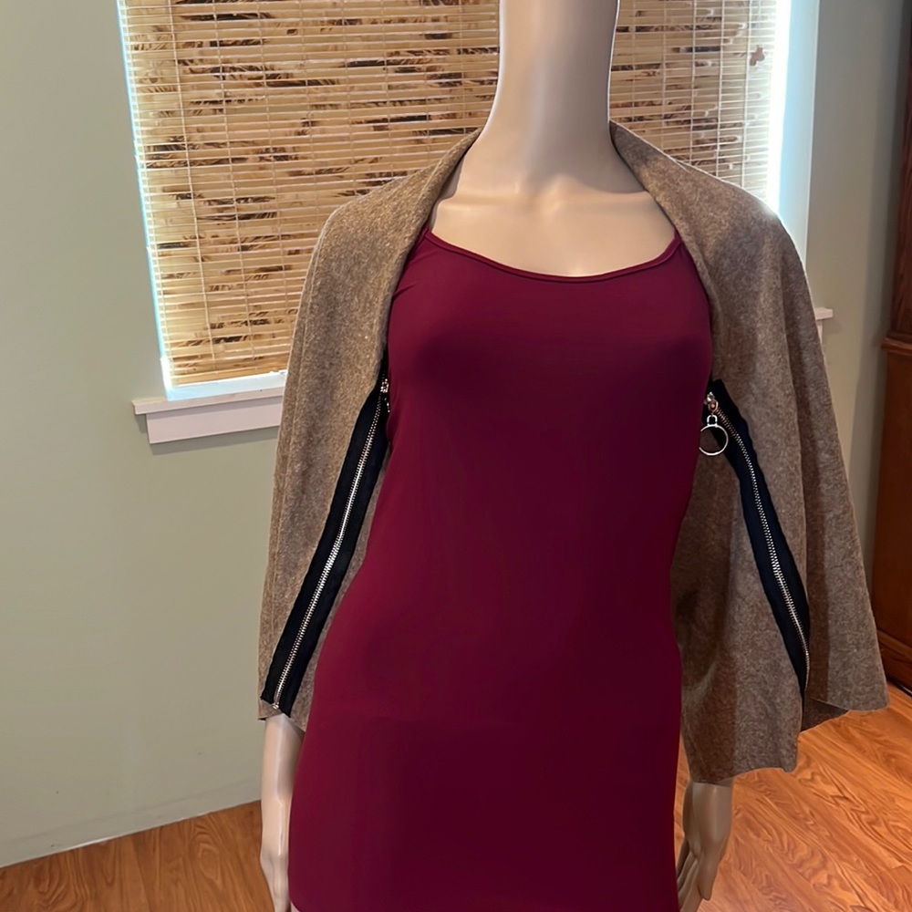 Le Nove Tan Wool Shrug With Black Trim And Zippers Made In Italy O/S